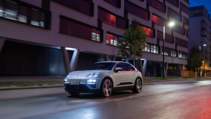 Отримання AI в Porsche: Інноваційний аналіз даних забезпечує високу напругу