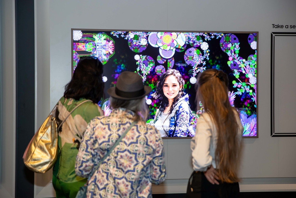 1750243444 781 nevdacha mezh vidsvyatkuvaty tvorchist vysvitlyuyetsya vid art basel u «Невдача меж відсвяткувати творчість» - висвітлюється від Art Basel у Базелі 2025 - Samsung Global Newsroom