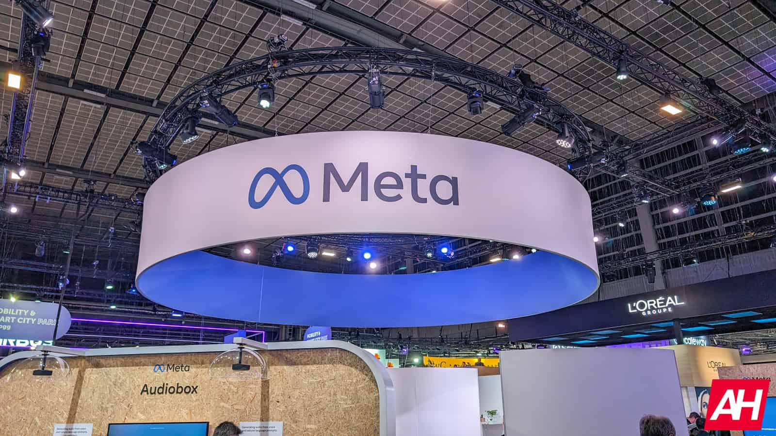Гарнітури VR & AR могли живити армію США