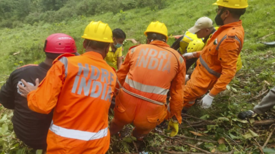 Uttarakhand Choper Crash: PM Modi розмовляє з CM Pushkar Dhami з Кіпру; Запевняє співпрацю в центрі