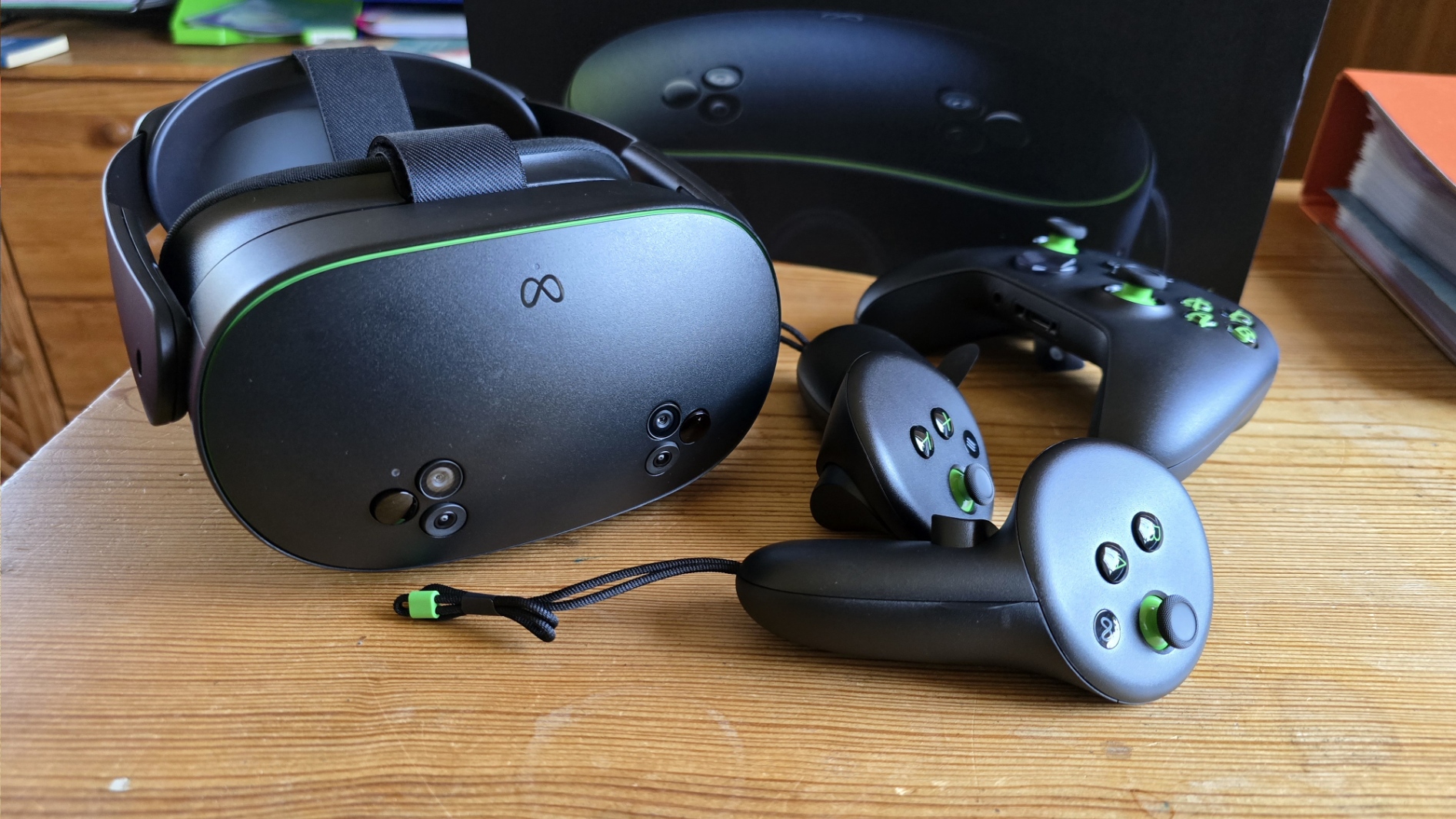 Фотографії Meta Quest 3s (Xbox Edition)