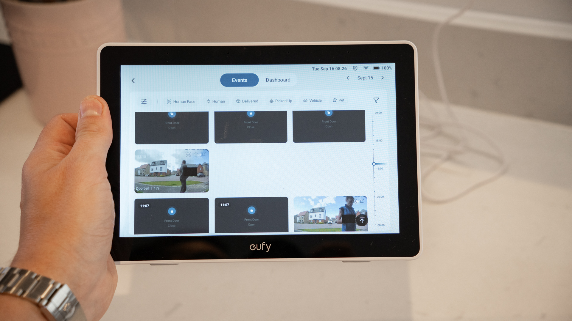 Smart Display Eufy E10