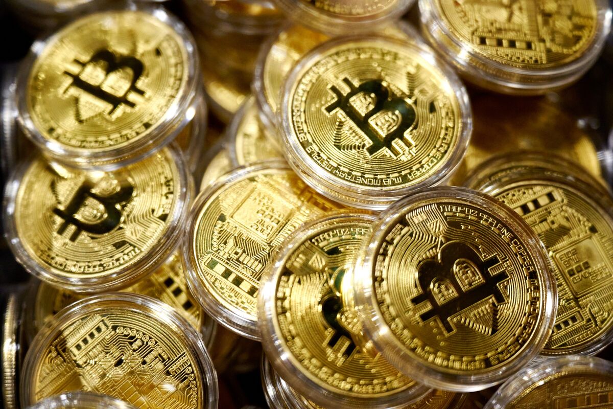 Золото, біткойн (BTC) поширюється на мітинг як долар США, японська ієна падає на політику