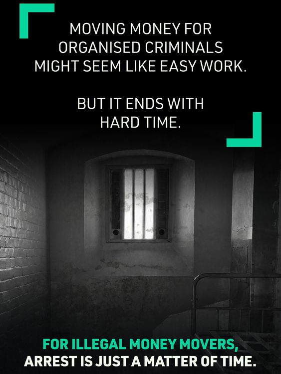 Плакат, розклеєний NCA в туалетах автострадних станцій. Фото: PA