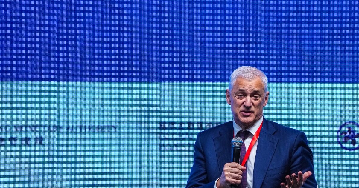 Standard Chartered's Winters підтримує блокчейн; платіжні фірми масштабують стейблкойни | PaymentsSource